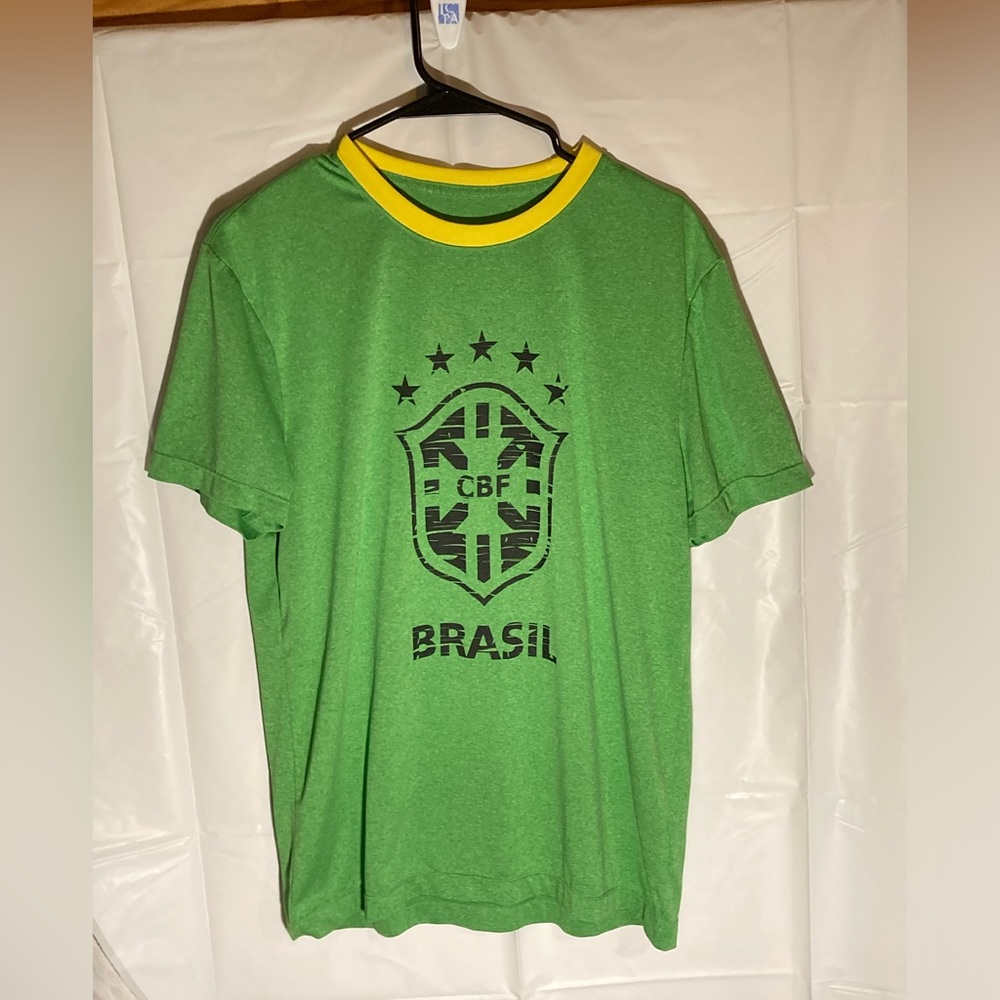 Brazil soccer jersey style shirt…size m